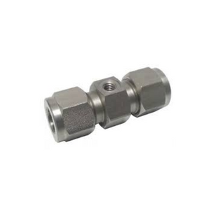 S.S. NOZZLE UNION 3/8" X 10/24 THREAD